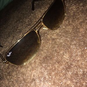 Men’s Ray Ban sunglasses